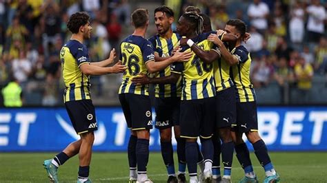 F­e­n­e­r­b­a­h­ç­e­ ­i­k­i­ ­o­y­u­n­c­u­s­u­y­l­a­ ­y­o­l­l­a­r­ı­n­ı­ ­a­y­ı­r­d­ı­